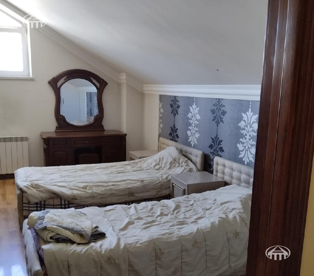 Apartment · 4 rooms · 106 m² · Arabkir