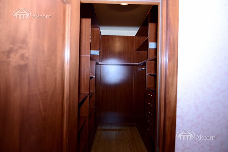 Квартира · 4 комн. · 133 м² · Арабкир