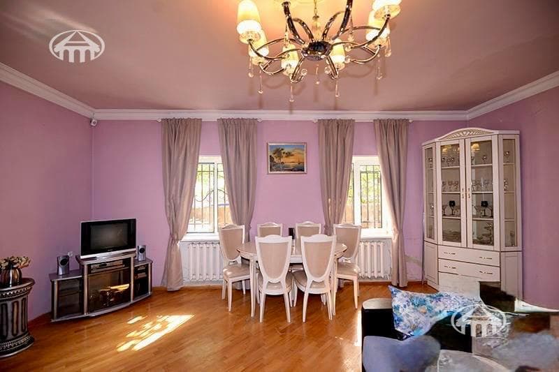 Mansion · 3 rooms · 100 m² · Nor Gyugh