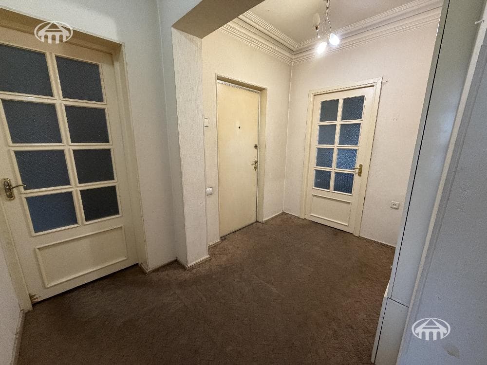 Квартира · 3 комн. · 95 м² · Давташен
