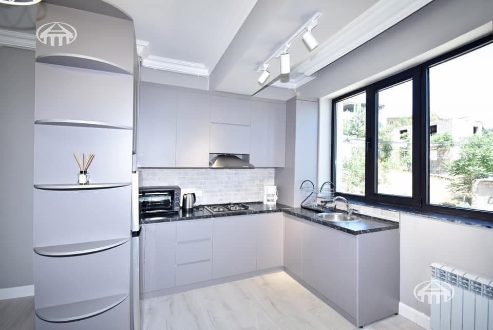 Квартира · 2 комн. · 58 м² · Кентрон
