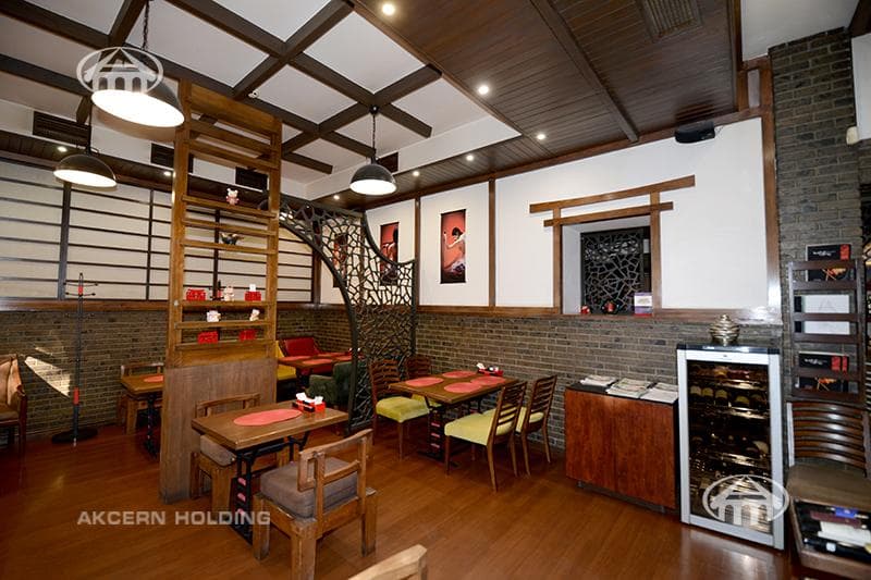 Restaurant · 123 m² · Kentron