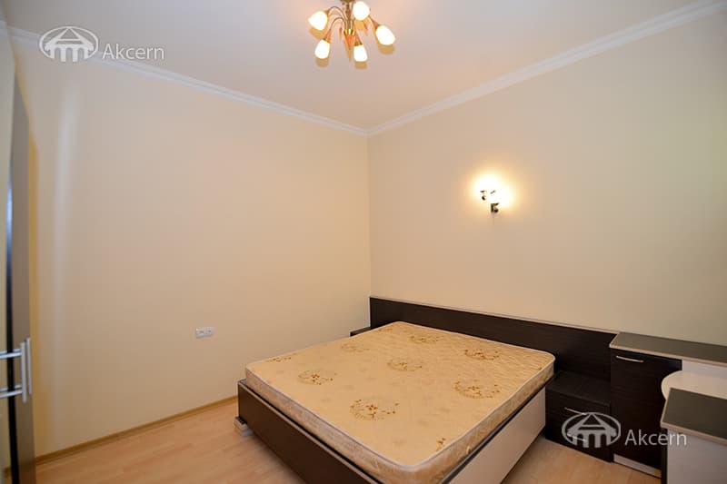Квартира · 3 комн. · 140 м² · Арабкир