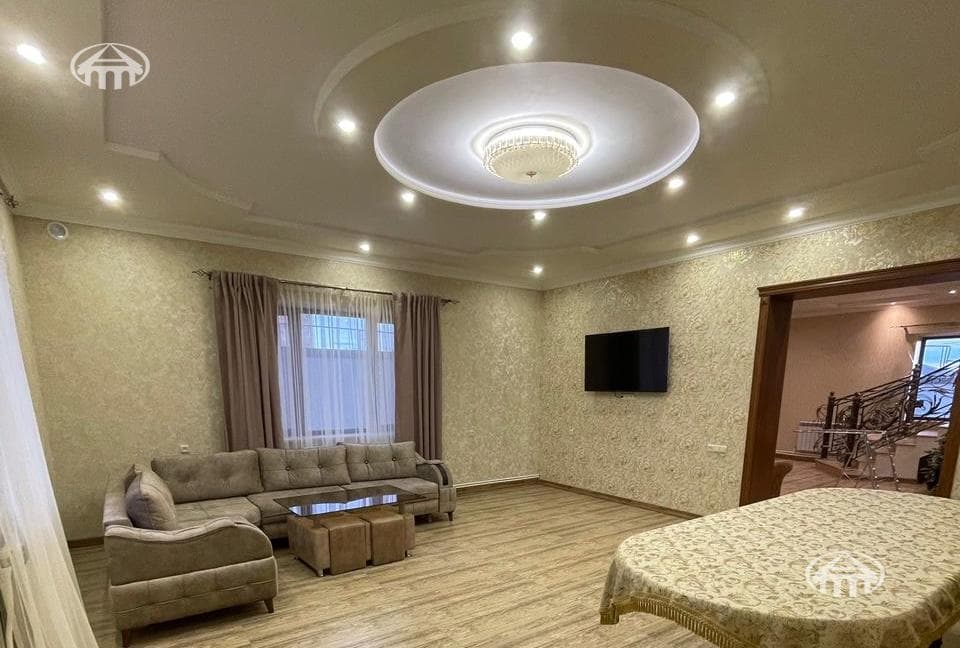 Особняк · 285 м² · Нор Ерзнка