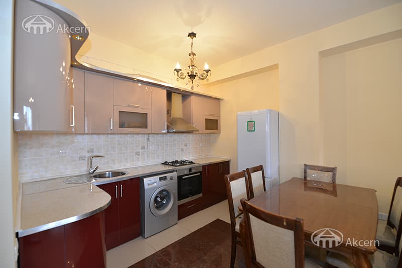 Квартира · 2 комн. · 68 м² · Кентрон