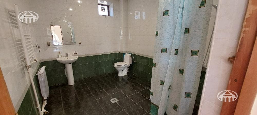 Офис · 300 м² · Кентрон