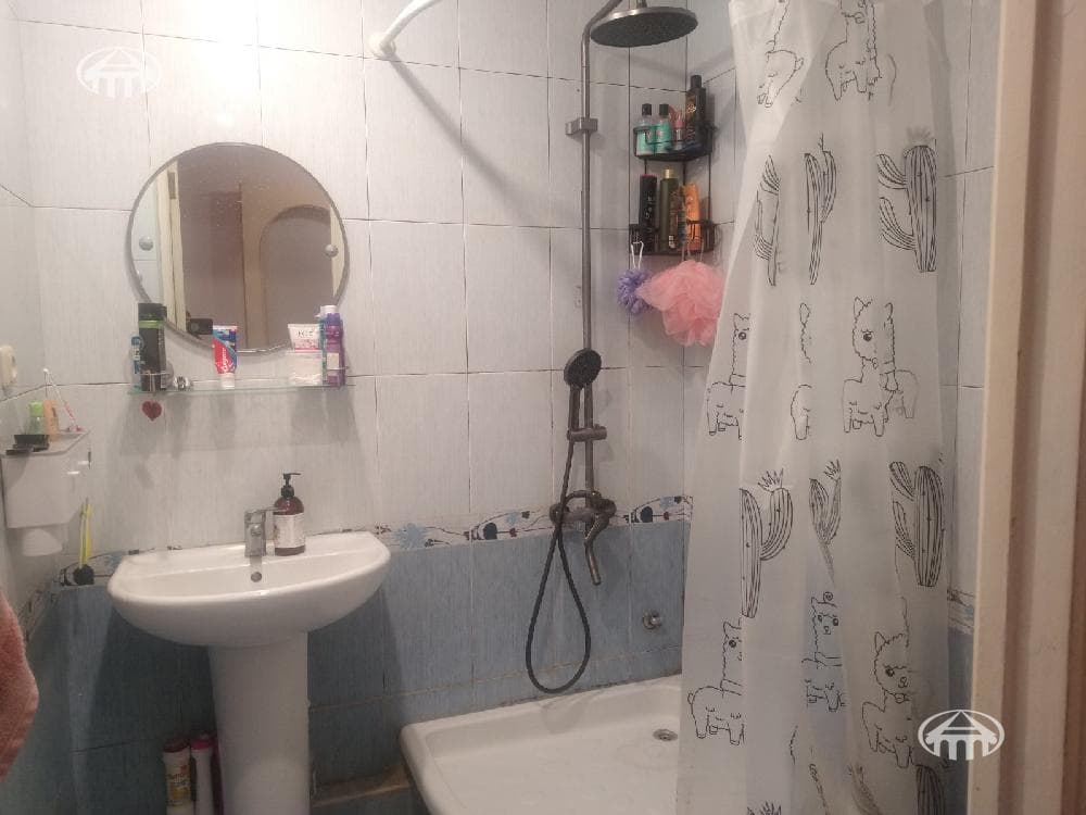 Квартира · 2 комн. · 60 м² · Кентрон