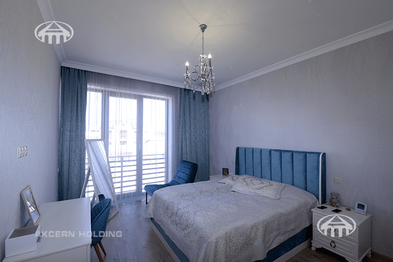 Mansion · 5 rooms · 280 m² · v. Arinj