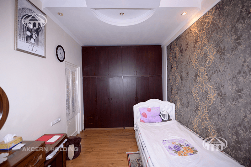 Квартира · 5 комн. · 164 м² · Кентрон