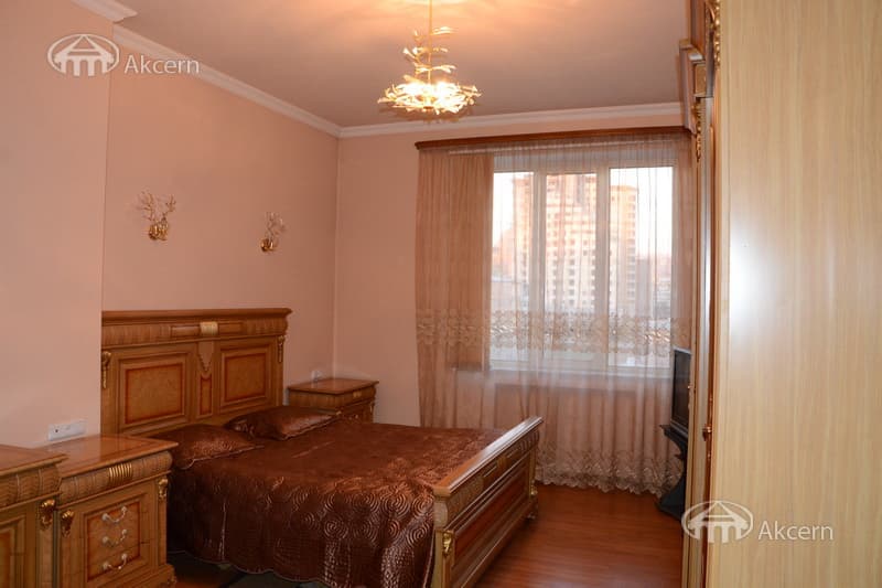 Квартира · 3 комн. · 101 м² · Кентрон