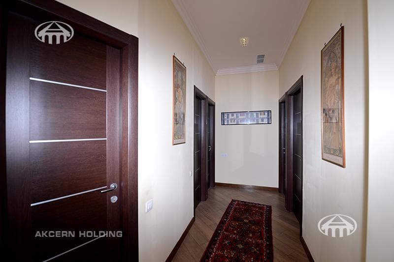 Apartment · 5 rooms · 200 m² · Arabkir