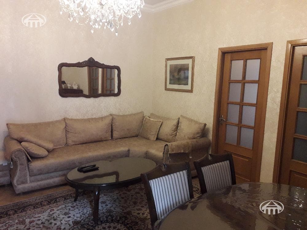 Квартира · 2 комн. · 57 м² · Арабкир