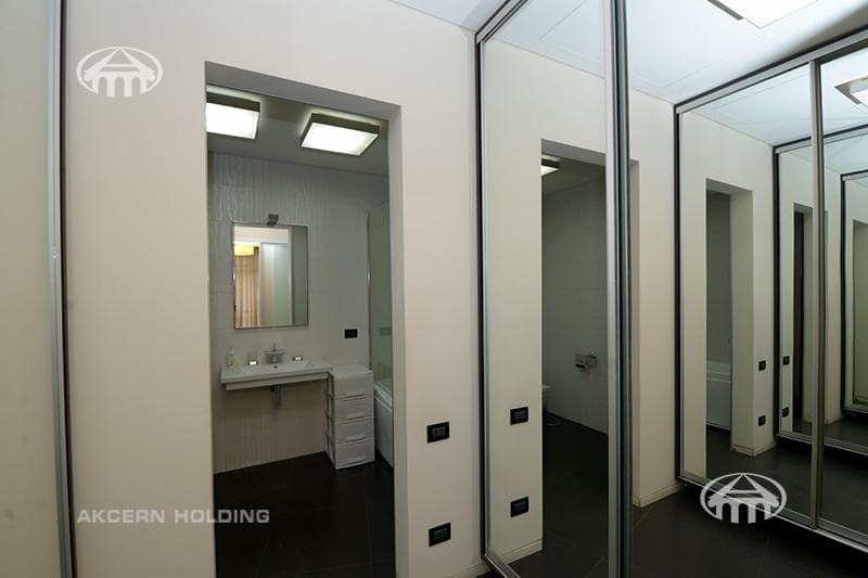 Apartment · 4 rooms · 169 m² · Kentron