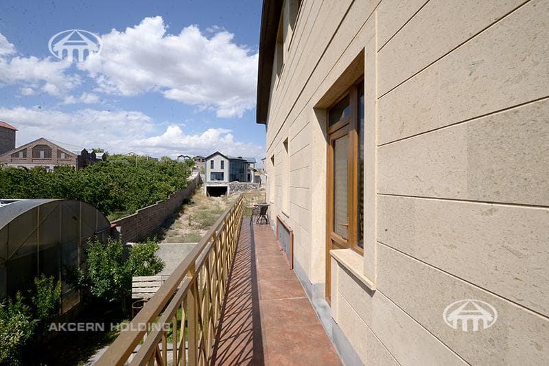 Mansion · 8 rooms · 607.5 m² · Qasax