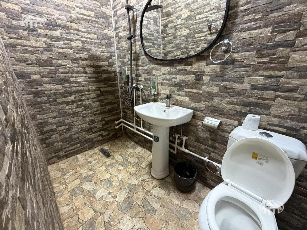 Hotel · 9 rooms · 380 m² · Shengavit
