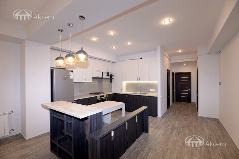 Квартира · 3 комн. · 96 м² · Арабкир