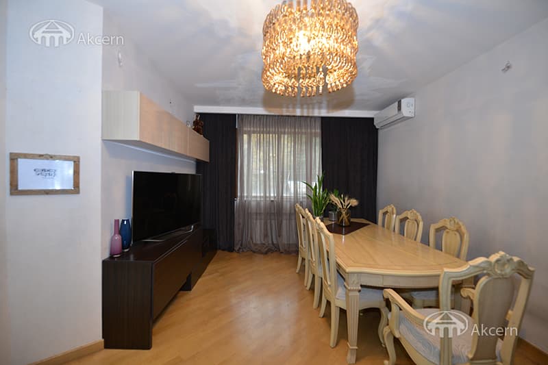 Офис · 285 м² · Кентрон