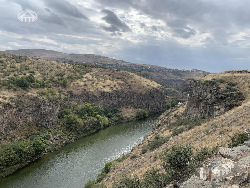 Առանձնատուն · 5 սեն. · 527 մ² · գ. Արգել