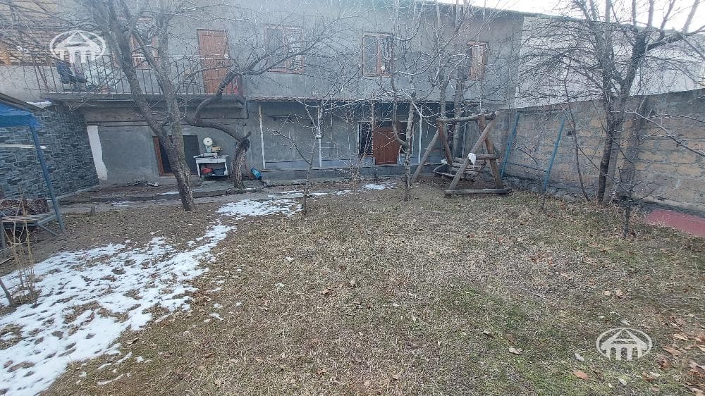 House · 6 rooms · 345 m² · Kanaker-Zeytun