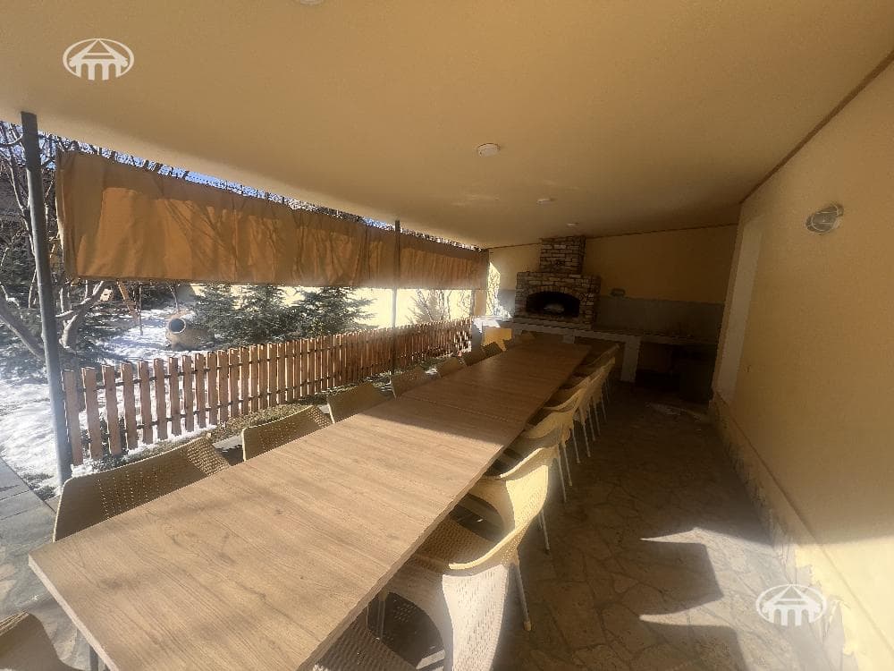 Mansion · 3 rooms · 240 m² · Djrvej