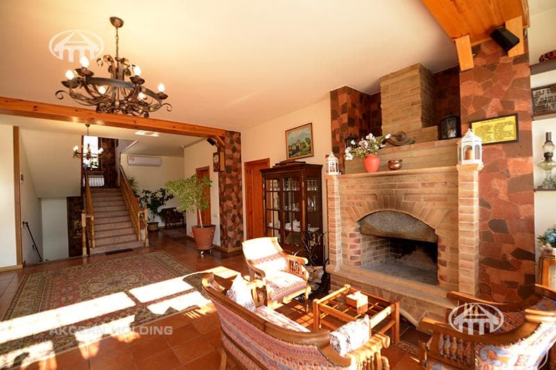 Hotel · 768 m² · Garni