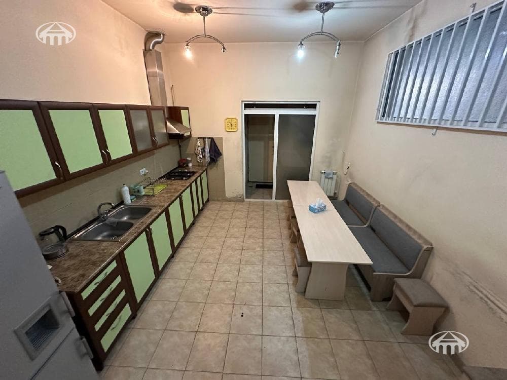 Офис · 275 м² · Кентрон