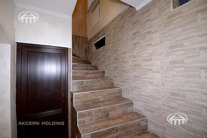 Apartment · 5 rooms · 172 m² · Arabkir — photo 17 / 44