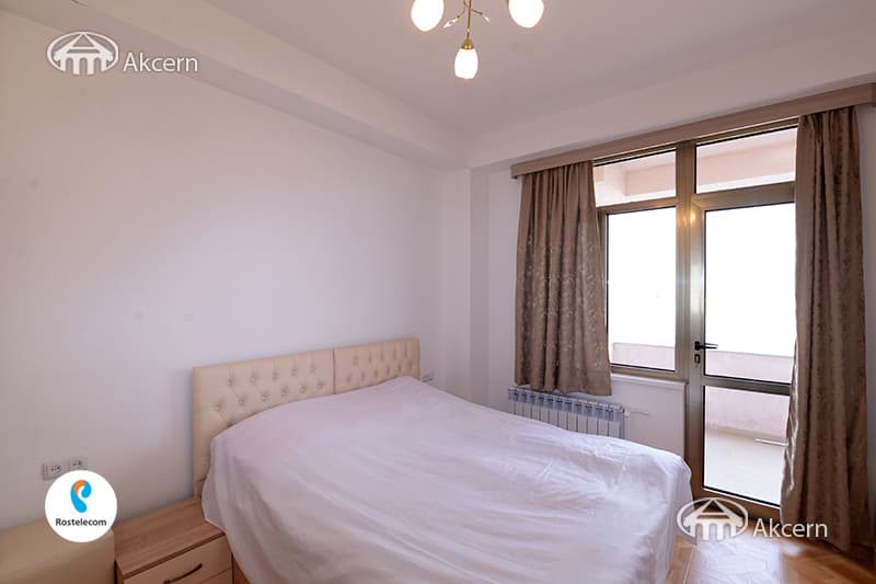 Квартира · 2 комн. · 69 м² · Кентрон