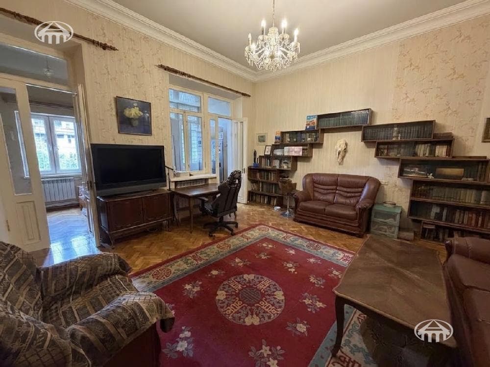 House · 70 m² · Arabkir