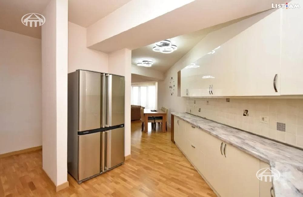 Квартира · 3 комн. · 89 м² · Кентрон
