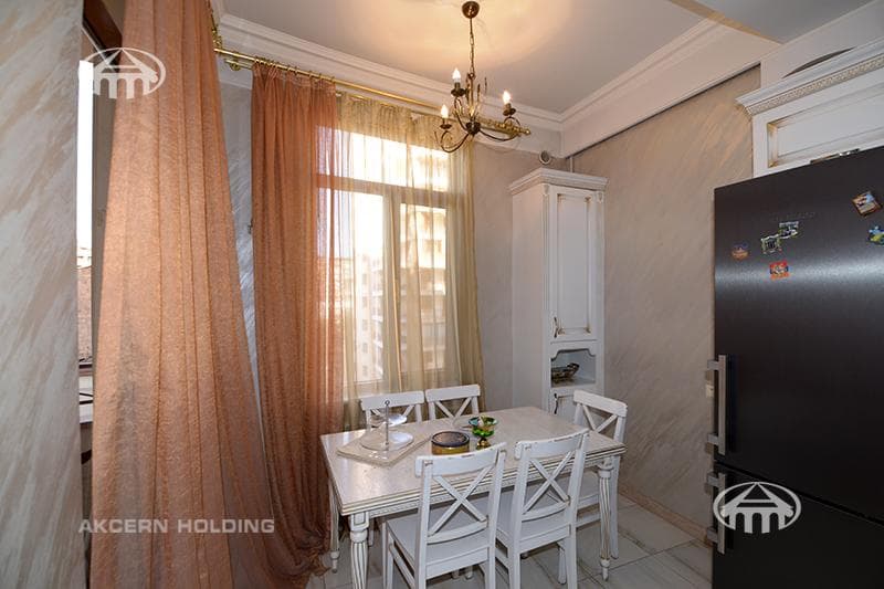 Квартира · 3 комн. · 110 м² · Кентрон