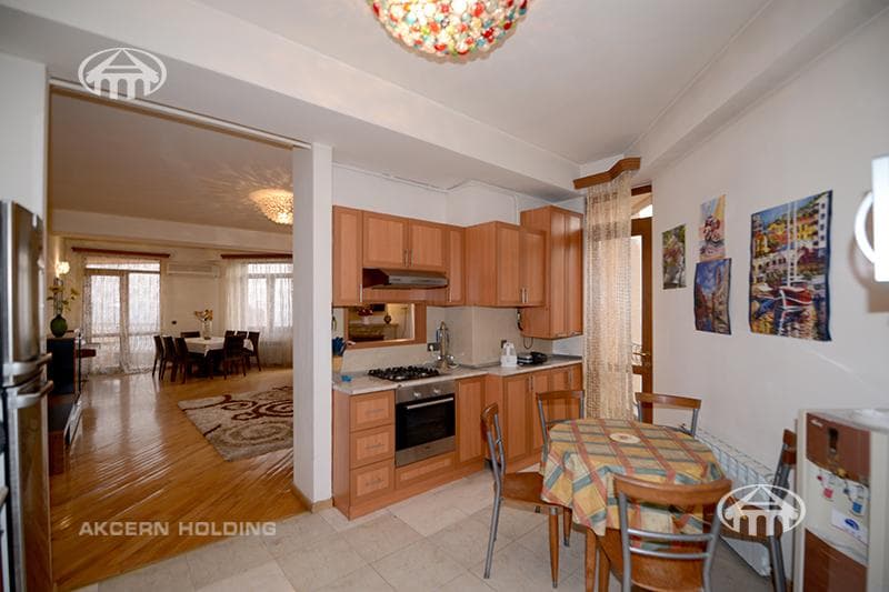 Apartment · 3 rooms · 134 m² · Arabkir