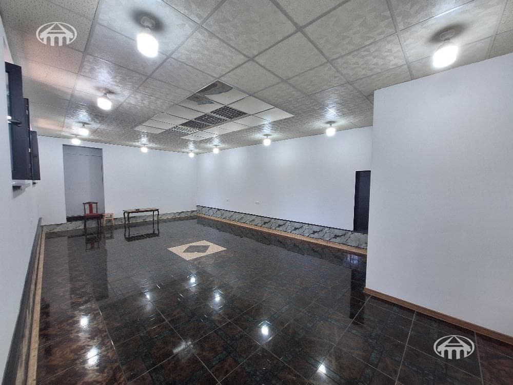 Retail · 53 m² · Ajapnyak
