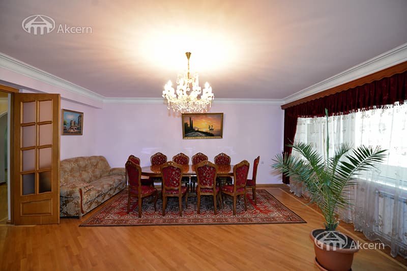 Apartment · 6 rooms · 234 m² · Arabkir