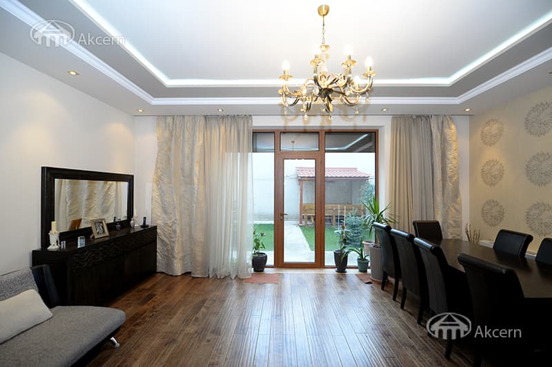 Дом · 4 комн. · 210 м² · Канакер-Зейтун