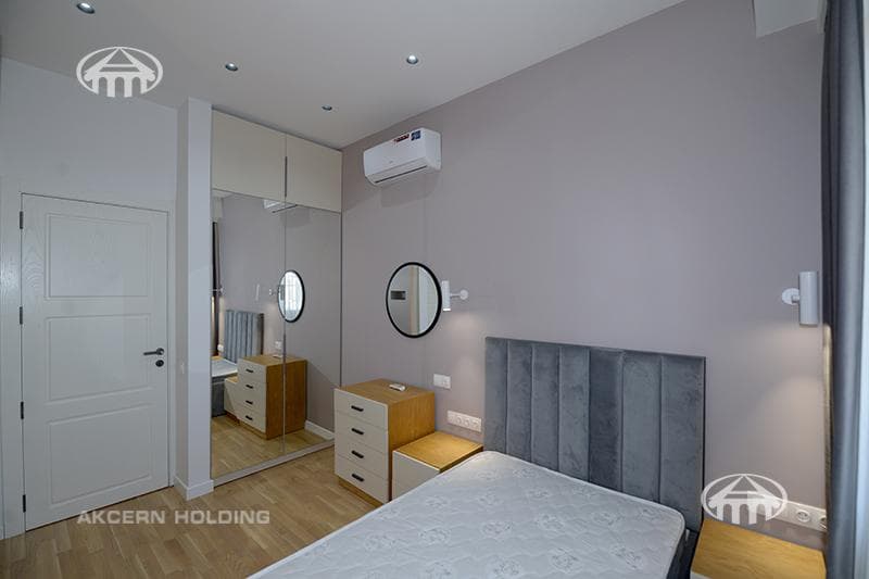 Apartment · 3 rooms · 88 m² · Kentron