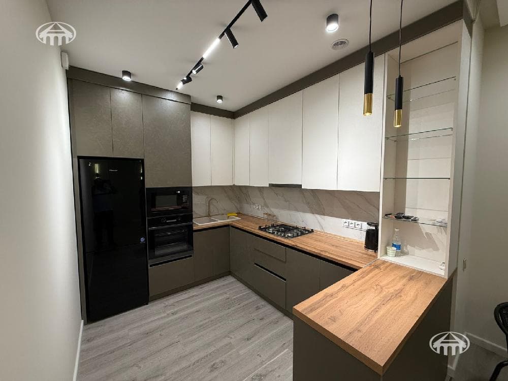 Квартира · 2 комн. · 65 м² · Аджапняк
