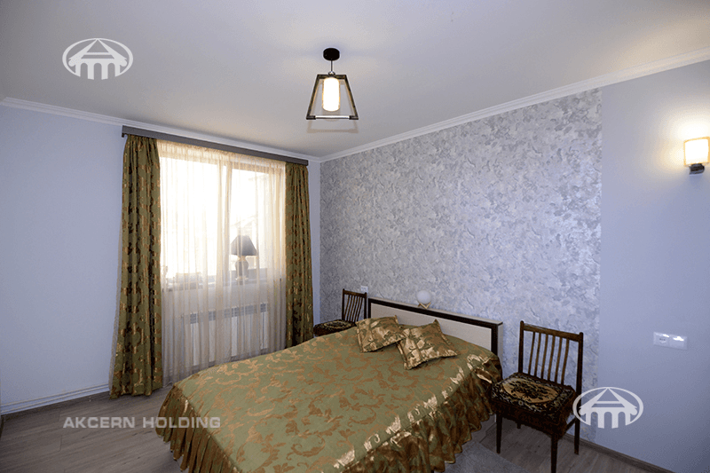 Mansion · 5 rooms · 151 m² · v. Arinj
