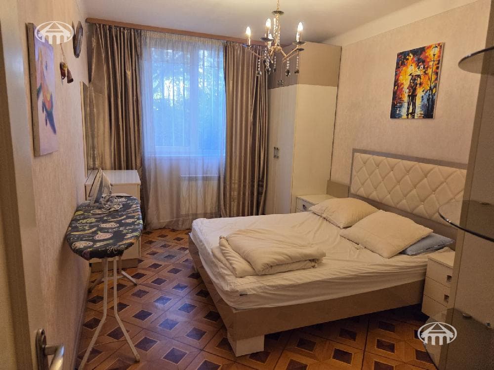 Apartment · 4 rooms · 106 m² · Kentron
