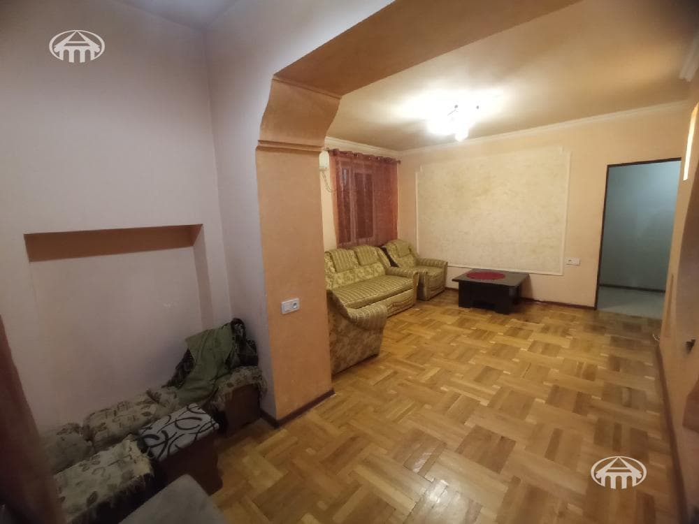 Квартира · 2 комн. · 56 м² · Кентрон
