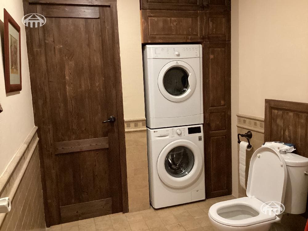 Apartment · 3 rooms · 100 m² · Kentron