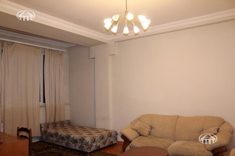 Apartment · 1 rooms · 43 m² · Kentron
