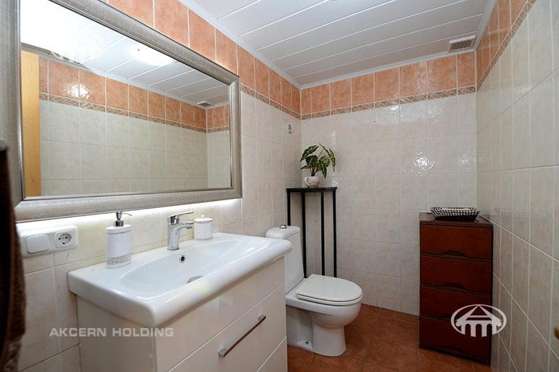 Особняк · 6 комн. · 480 м² · Аджапняк