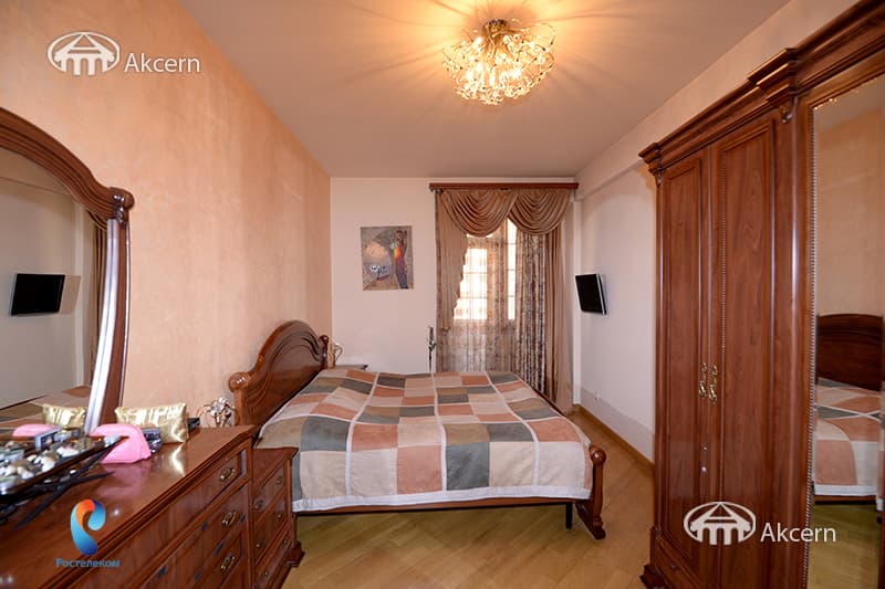 Բնակարան · 3 սեն. · 128 մ² · Կենտրոն