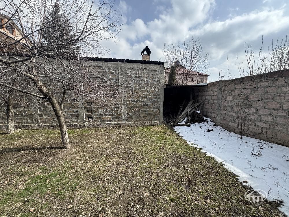 Առանձնատուն · 4 սեն. · 453 մ² · Քանաքեռ-Զեյթուն