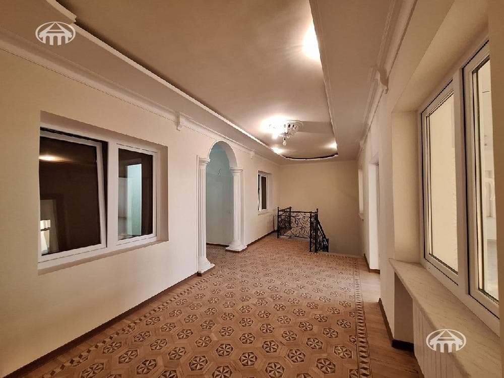 Mansion · 8 rooms · 460 m² · Kanaker-Zeytun