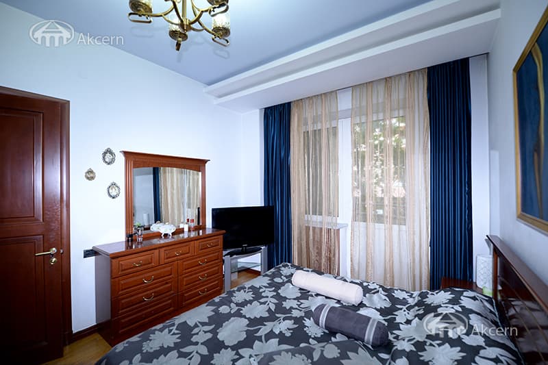 Квартира · 4 комн. · 127 м² · Кентрон