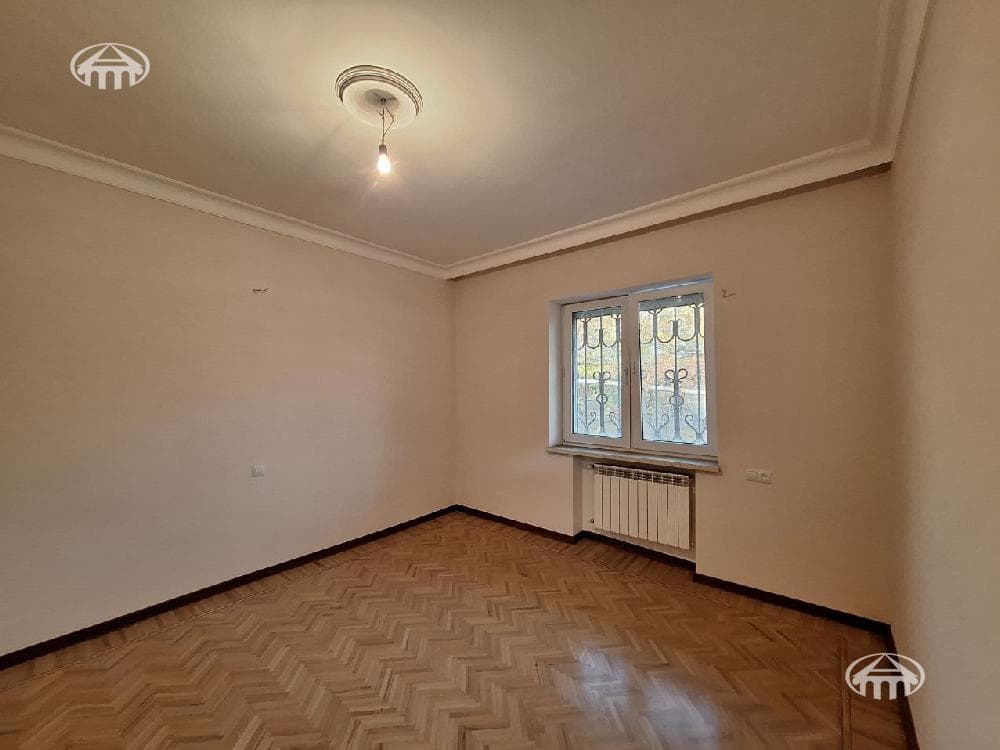 Mansion · 8 rooms · 460 m² · Kanaker-Zeytun