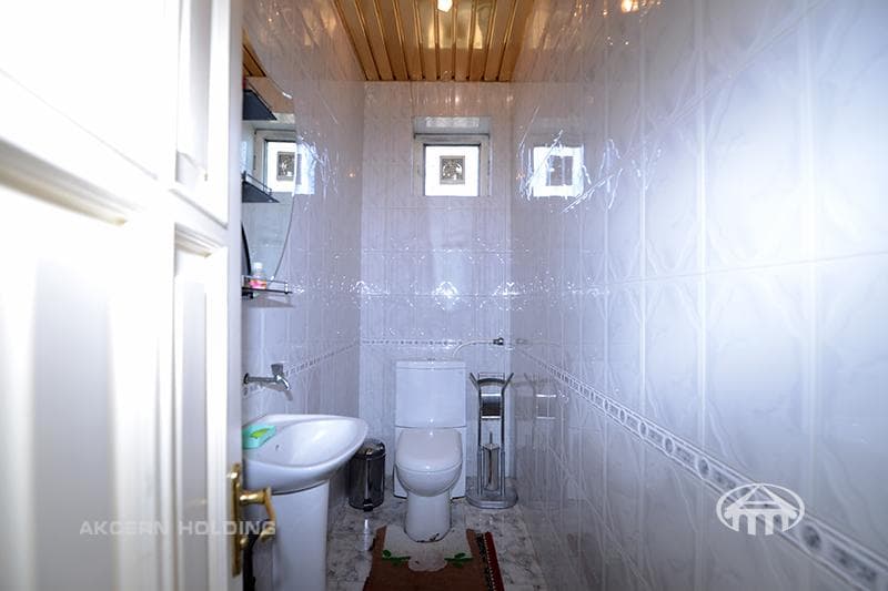 Особняк · 350 м² · Котайкская область