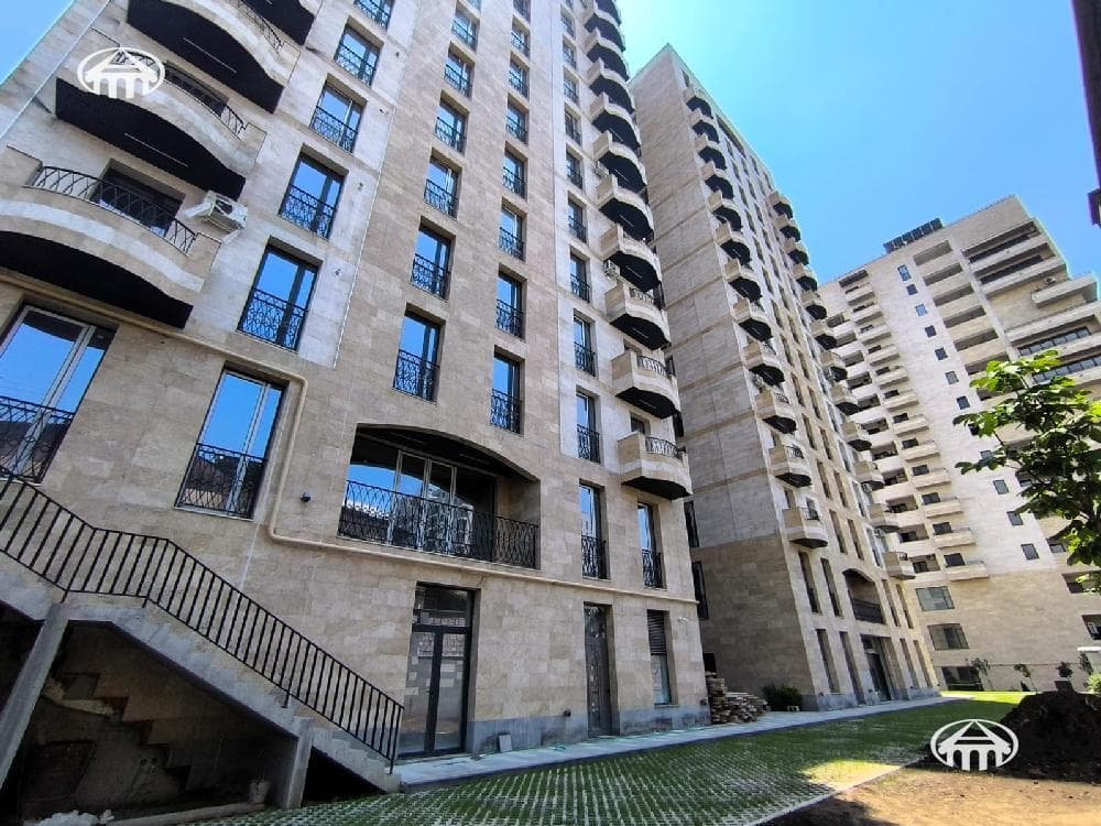 Apartment · 3 rooms · 77 m² · Kanaker-Zeytun